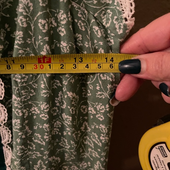 Vintage Hawaiian Dress Green Floral Arm pit to arm pit 13-14” 47-48” Long - Picture 10 of 12